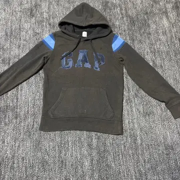 GAP 후드 부착 블랙 후드티