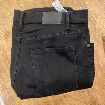 ZARA 블랙 데님 팬츠 EUR 40