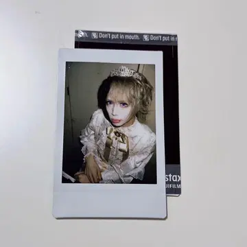 0.1g의 오산 미도리카와 유우 폴라로이드