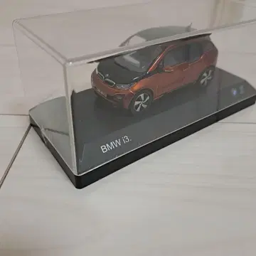 BMW i3 미니카 오렌지 1/43 케이스 포함
