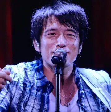 ATTACHMENT 어태치먼트 Mr.Children 사쿠라이 착 셔츠