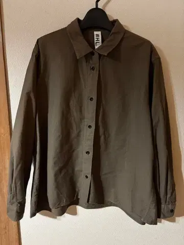 MHL. 긴팔 셔츠 카키 코튼 100% 일본제