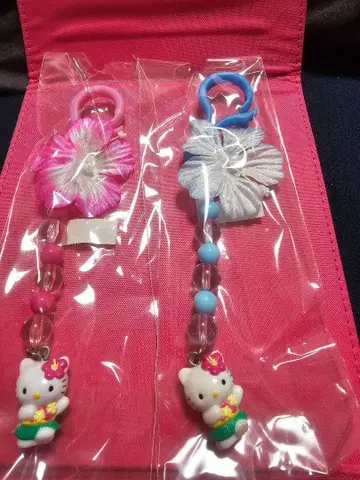 헬로키티 키링 2개 세트