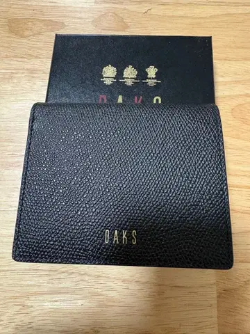 새상품 DAKS 카드 케이스 명함지갑 천연 가죽