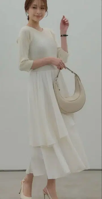 nairo 7부 소매 립 도킹 원피스 M 사이즈