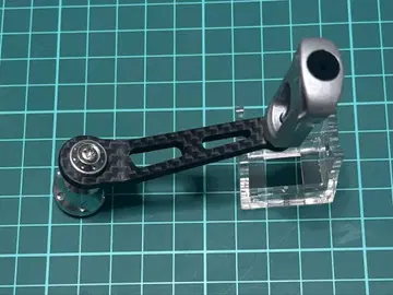 핸들 나사식 미사용 다이와 스피닝 릴용 축간 50mm 카본