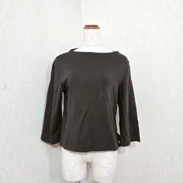 유니클로 사이드 슬릿 보트넥 7부 소매 티셔츠 숏 기장 카키 ( S )