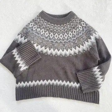 리셰 글래머 하이넥 스웨터 노르딕 무늬 북유럽 내추럴 M