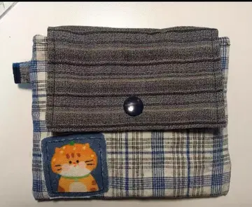 고양이 자수 체크 무늬 파우치