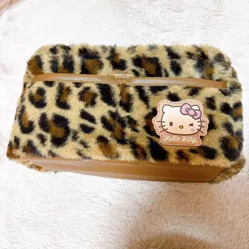 산리오 시마무라 레오파드 무늬 퍼 보관 케이스 헬로키티