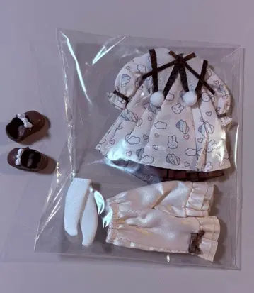 당지수 100% 슈가 100% 마쉬멜로우 의류 신발 세트