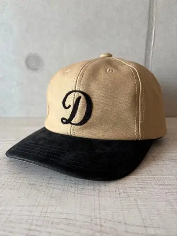 THE H.W. DOG&CO. 미드 프로파일 D-01077