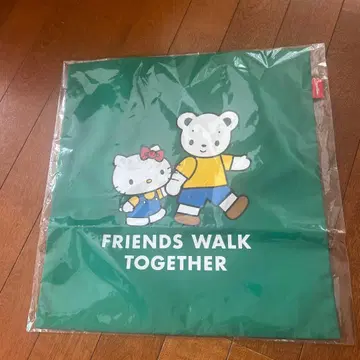 파미리아 헬로키티 콜라보 택 포함 토트백