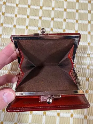 브라운 크로커다일풍 이단 접이식 지갑