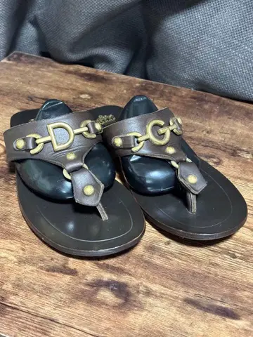 돌체앤가바나 가죽 샌들 브라운