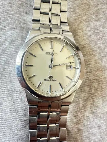 그랜드 세이코 쿼츠 손목시계 실버
