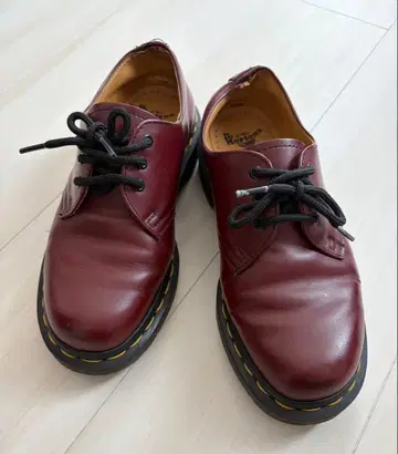 닥터마틴 1461 3홀 슈즈 체리 레드 UK5 24cm