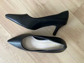 B:MING 블랙 스틸레토 하이힐