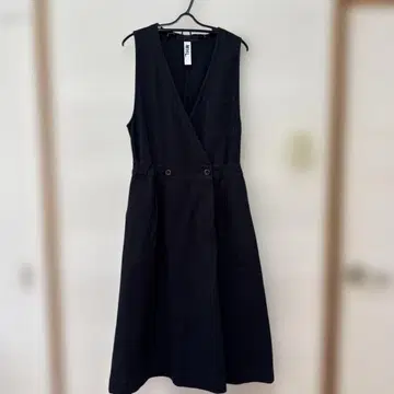 MHL 다크 네이비 랩 드레스