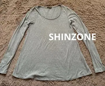 [ SHINZONE 신존 ] 라이트 그레이 긴팔 티셔츠