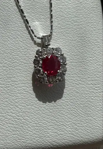 PT 레드 스피넬 목걸이