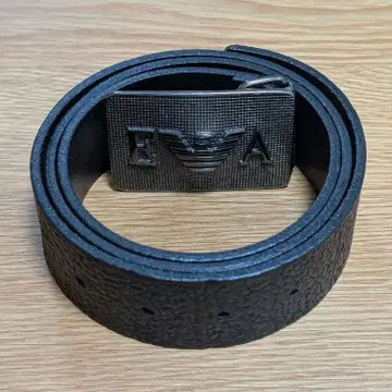 엠포리오 아르마니 가죽 벨트 사이즈 48 블랙 81-96