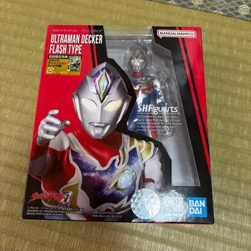 s.h.Figurats 울트라맨 데커 플래시 타입
