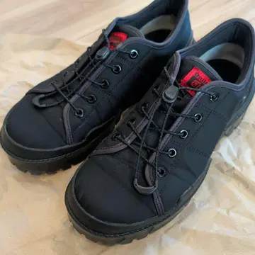 오니츠카타이거 스니커즈 25.5cm