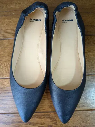 JIL SANDER NAVY 블랙 플랫슈즈