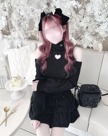 미셸 마카롱 허니 뮤우 하트컷 어깨 트임 케이블 니트 XS 사이즈