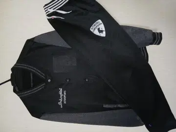 LAMBORGHINI 블랙 자켓 & 조거 팬츠 세트