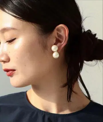 Demi-Luxe BEAMS / 더블 펄 귀걸이