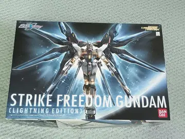 1/60 스트라이크 프리덤 건담 라이트닝 에디션