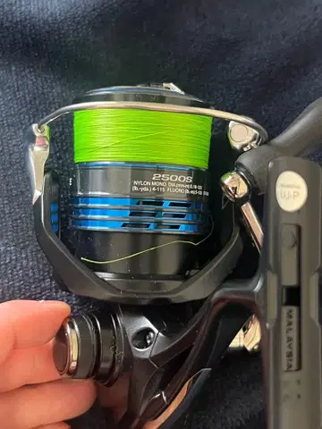 SHIMANO 2500S 스피닝 릴 U.J.P. 기능 탑재