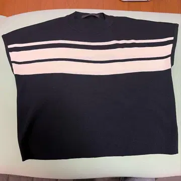 micallemicalle(미칼레미칼레) 반팔 니트 셋업 블랙