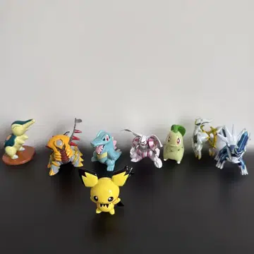 몬코레 포켓몬 무비 세트 아르세우스 귀가 톱니바퀴 모양인 피츄 한정판