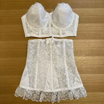 세모아 D70 브라이덜 이너 거들