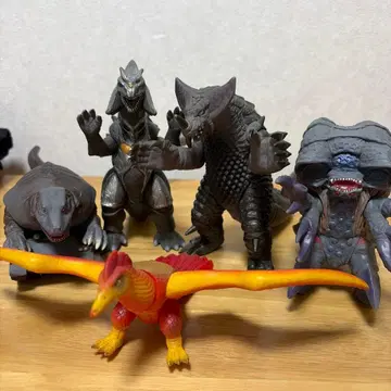 울트라맨 시리즈 괴수 소프트 비닐 5체 세트