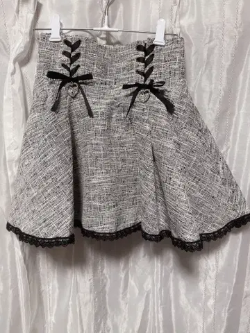 ROJITA 하트 참 포함 레이스업 트위드 치마바지