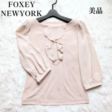 새상품급 FOXEY NEW YORK 프릴 블라우스 핑크 베이지 M