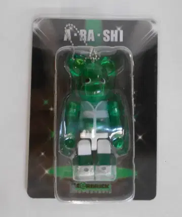 메디콤토이 베어브릭 아라시 아이바 마사키 (그린) 100%