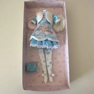 스미코구라시 하늘의 왕국과 두 명의 코다이스키 리카짱 의류만