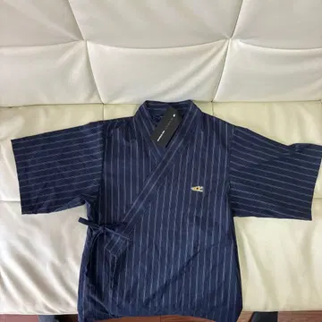 뉴발란스 스트라이프 진베이 사이즈 140