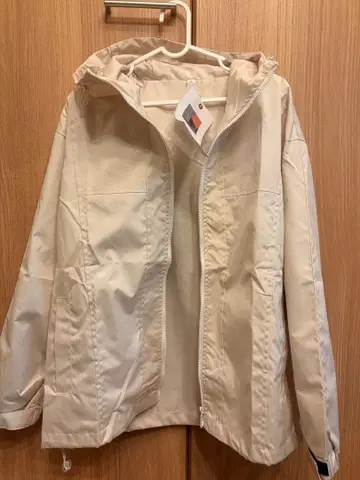 새상품 레인코트 베이지 자켓 패션 스타일
