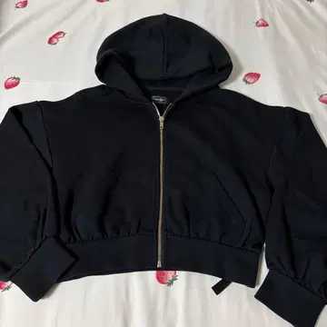 에블린 숏 기장 후드티 앙크루즈 원피스 블랙