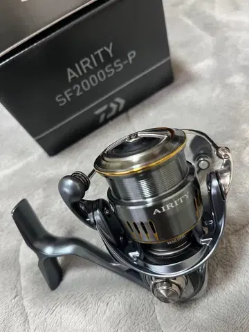 Daiwa AIRITY SF2000SS-P 스피닝 릴