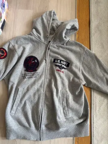 AVIREX U.S. NAVY TOP GUN 후드티