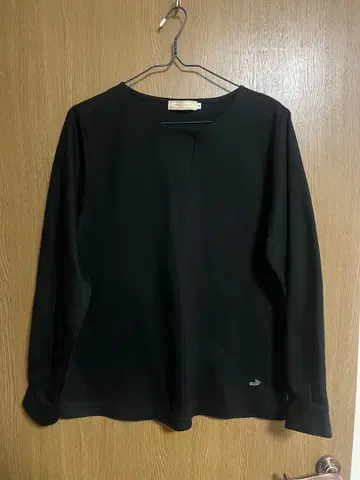 크로커다일 긴팔 티셔츠 블랙