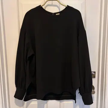 MUSE 드 지엠 클래스 트리아세 조젯 오버 블라우스 블랙