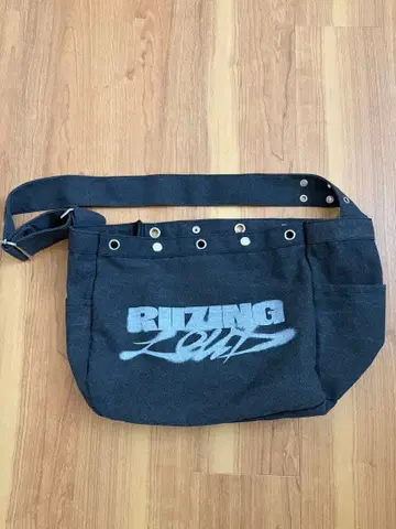 RIIZE 숄더백 2025 RIIZING LOUD 굿즈